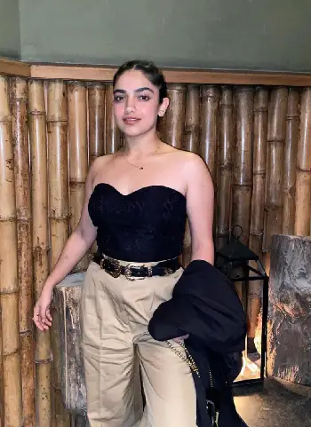 Divya, 27, Fashion Stylist