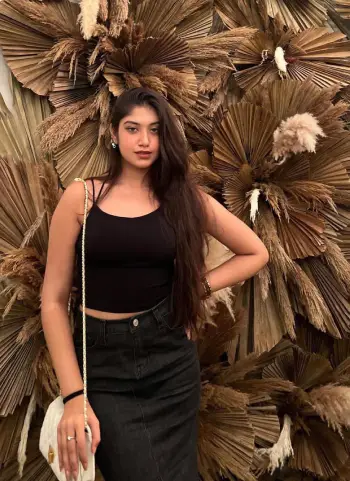 Marina, 25, Actress