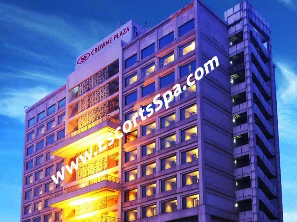 VIP Call Girls in Crowne Plaza Hotel
